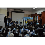 Festejos por el Día de la Bandera con los niños de Jardín